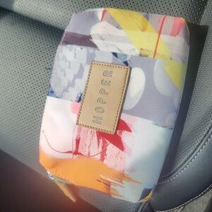 Hopper Multicolor Abstract Print Zippered Bag Pouch
